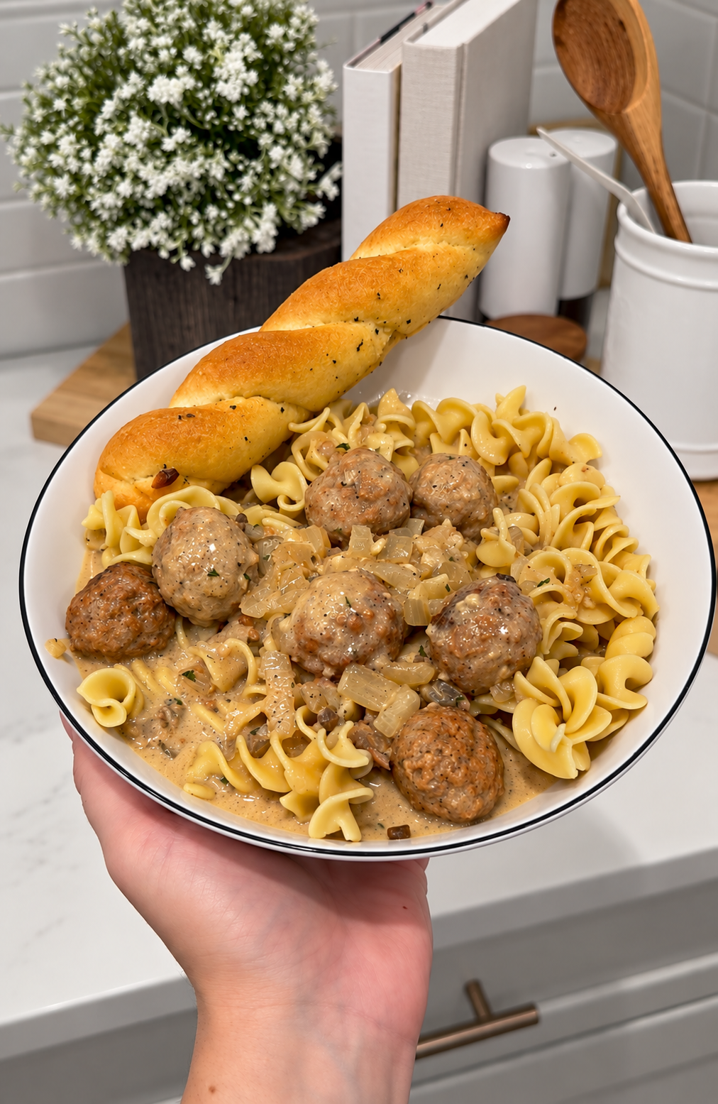 Creamy Crockpot Meatballs & Noodles