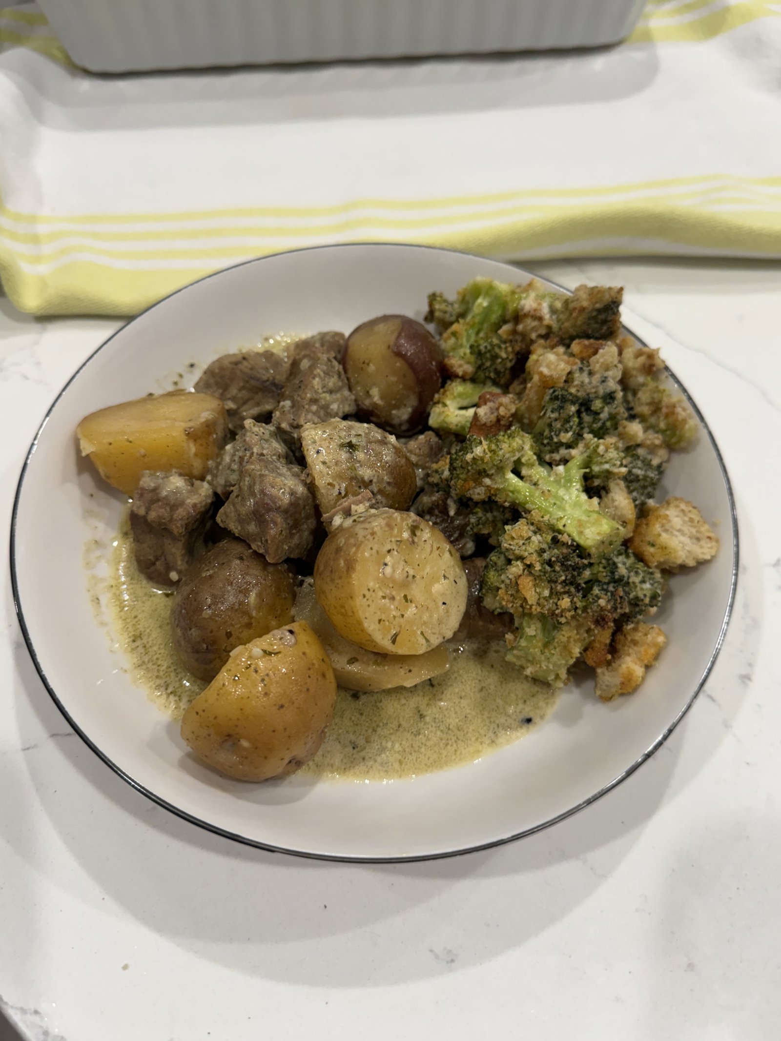 Garlic Butter Steak Bites & Potatoes