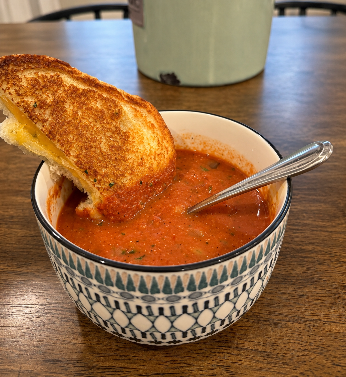 Creamy Crockpot Tomato Soup
